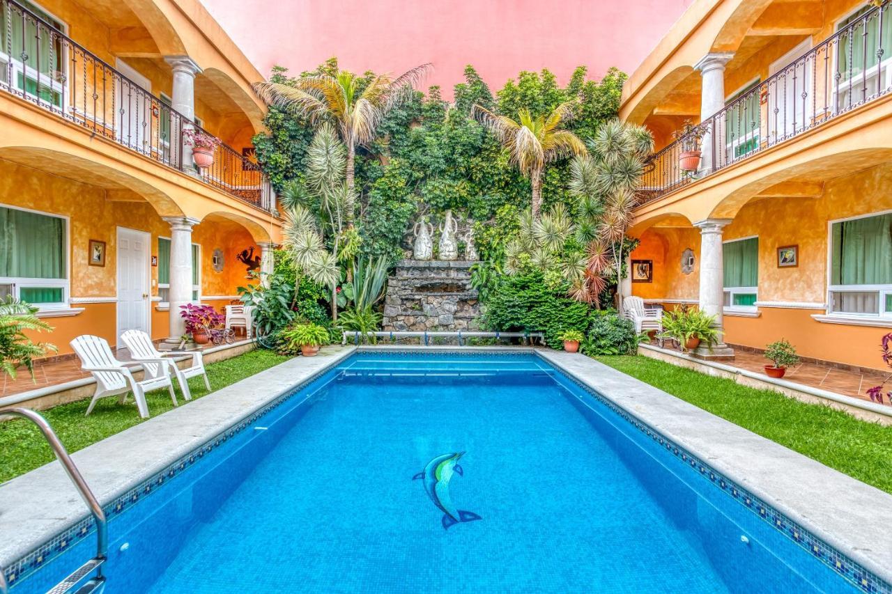 Отель Casa Anturio Куэрнавака Экстерьер фото